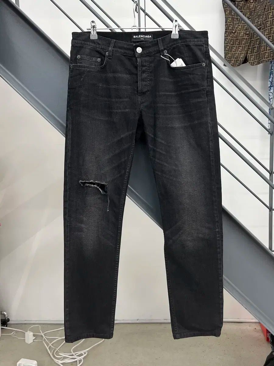 BALENCIAGA スリムフィットデニム rinkan_10831-250622-0384