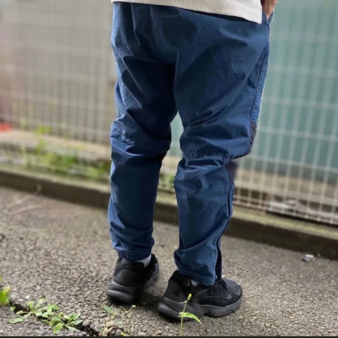 THE NORTH FACE PURPLE LABEL / INDIGO MOUNTAIN WIND PANTS / 34 