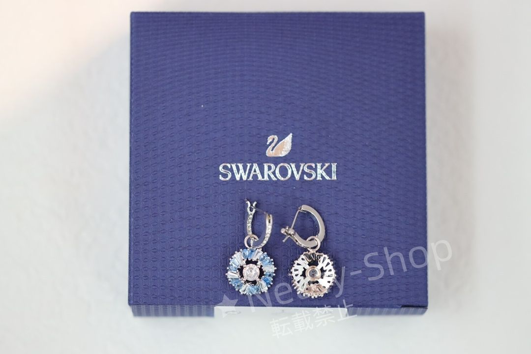 💗新品💗Swarovski  ファッショグラデーションブルードリルの花のイヤリング