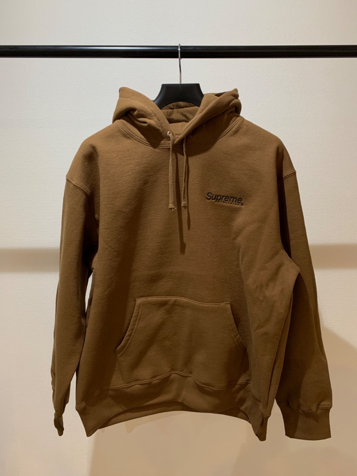 カラーブラックSupreme Worldwide Hooded Sweatshirt