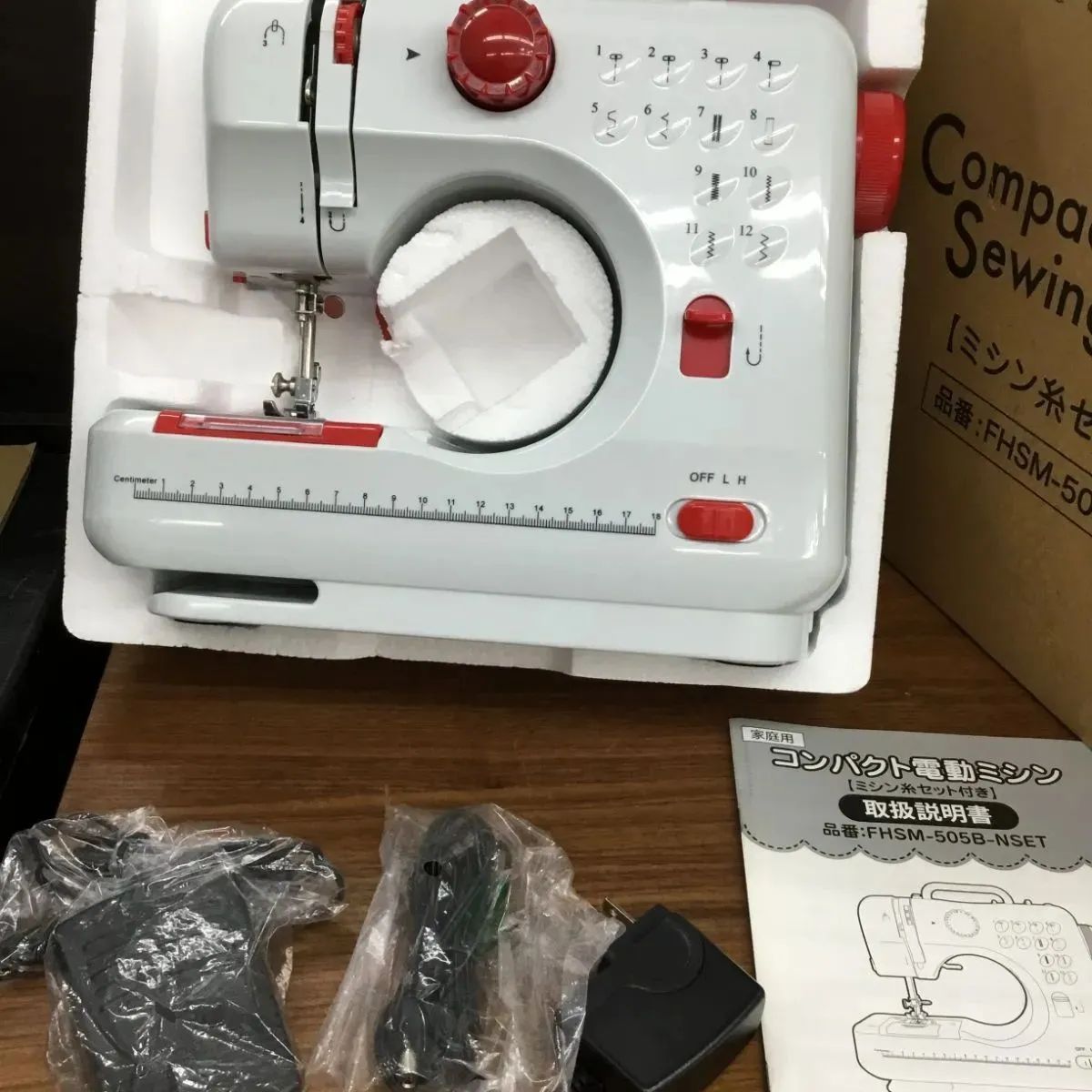 未使用品 コンパクト電動ミシン FHSM-505B-NSET エキスパート藤沢辻堂 