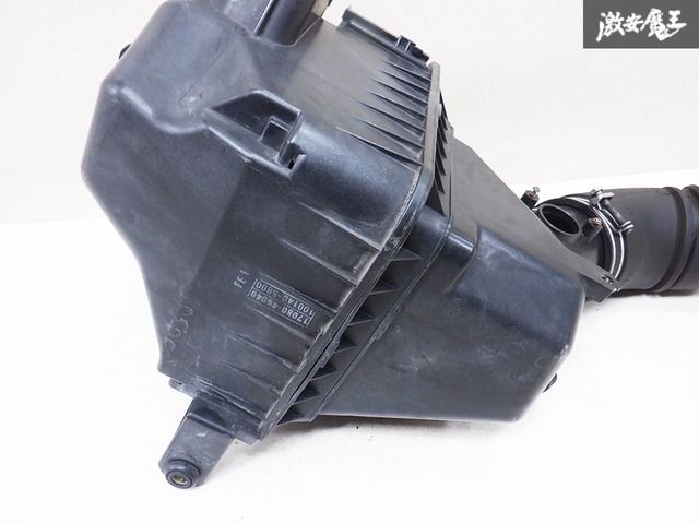 JZX110 1JZ-GTE 純正エアクリーナーBOX 割れなし。 JZX110 1JZ-GTE 純正エアクリーナーBOX 割れなし。 パーツ