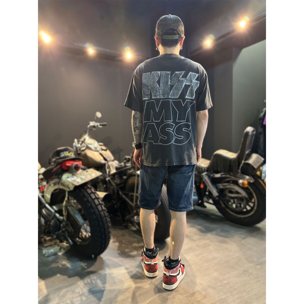KISS】キッス アルバム「KISS MY ASS」Vintage Tシャツ ブラック 90