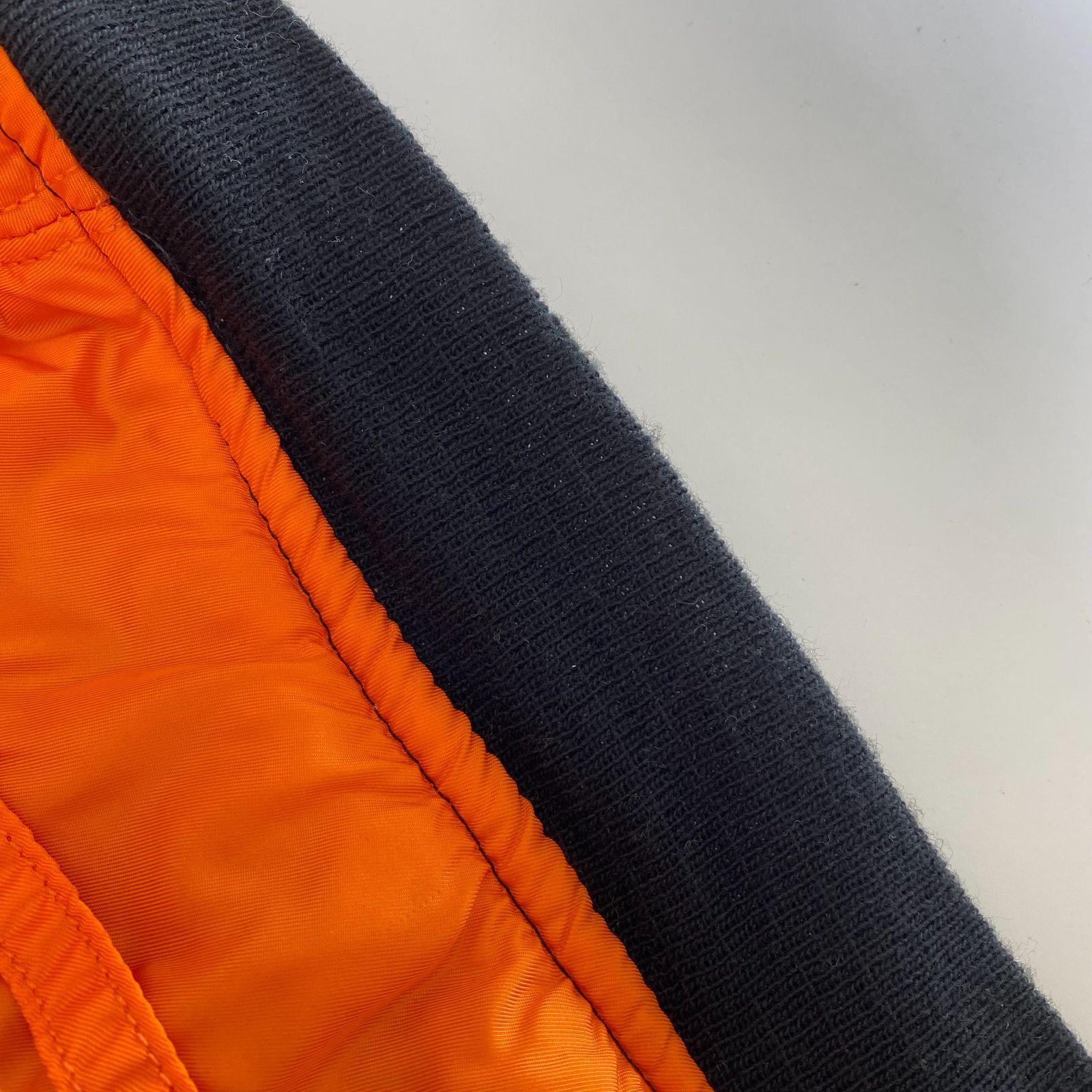 ALPHA INDUSTRIES フライトジャケット MA-1 0615-00-573-8337 L