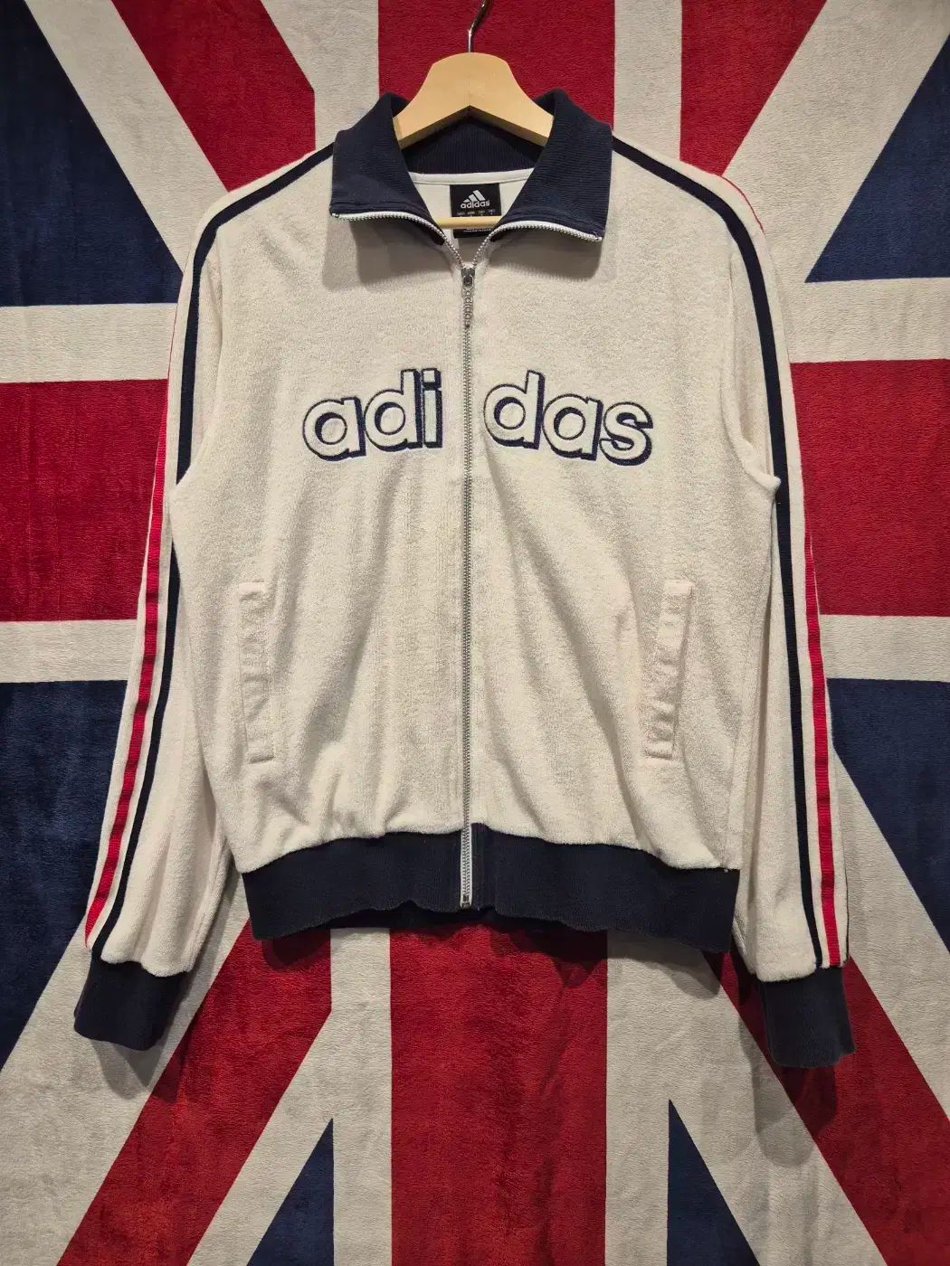 【雷市場（ポンジャン）商品韓国直送】 M adidas(アディダス) オールドスクール ジャージ 白