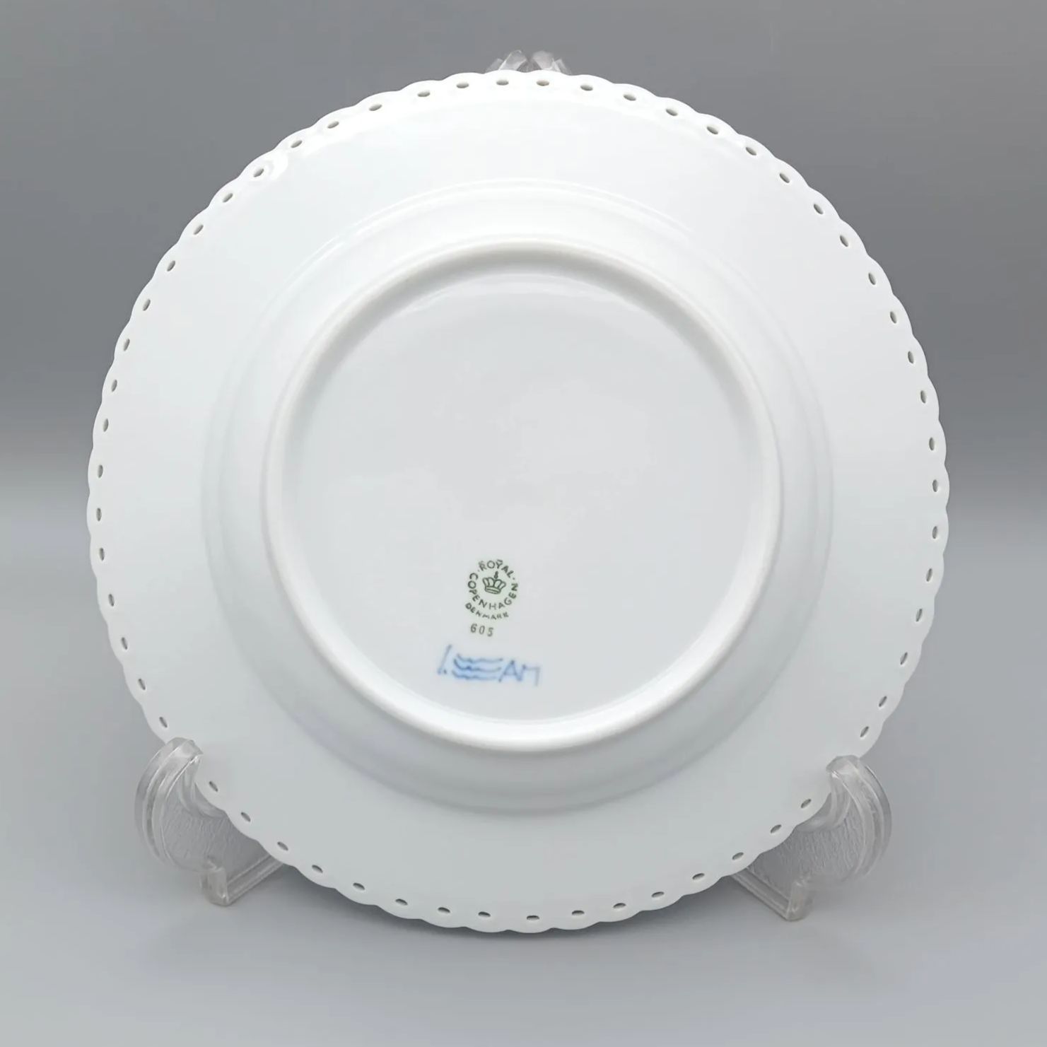 【未使用】フルレース ディーププレート23cm ロイヤルコペンハーゲン 深皿 ロイヤルコペンハーゲン ブルーフルーテッド フルレース 深皿 ディープ