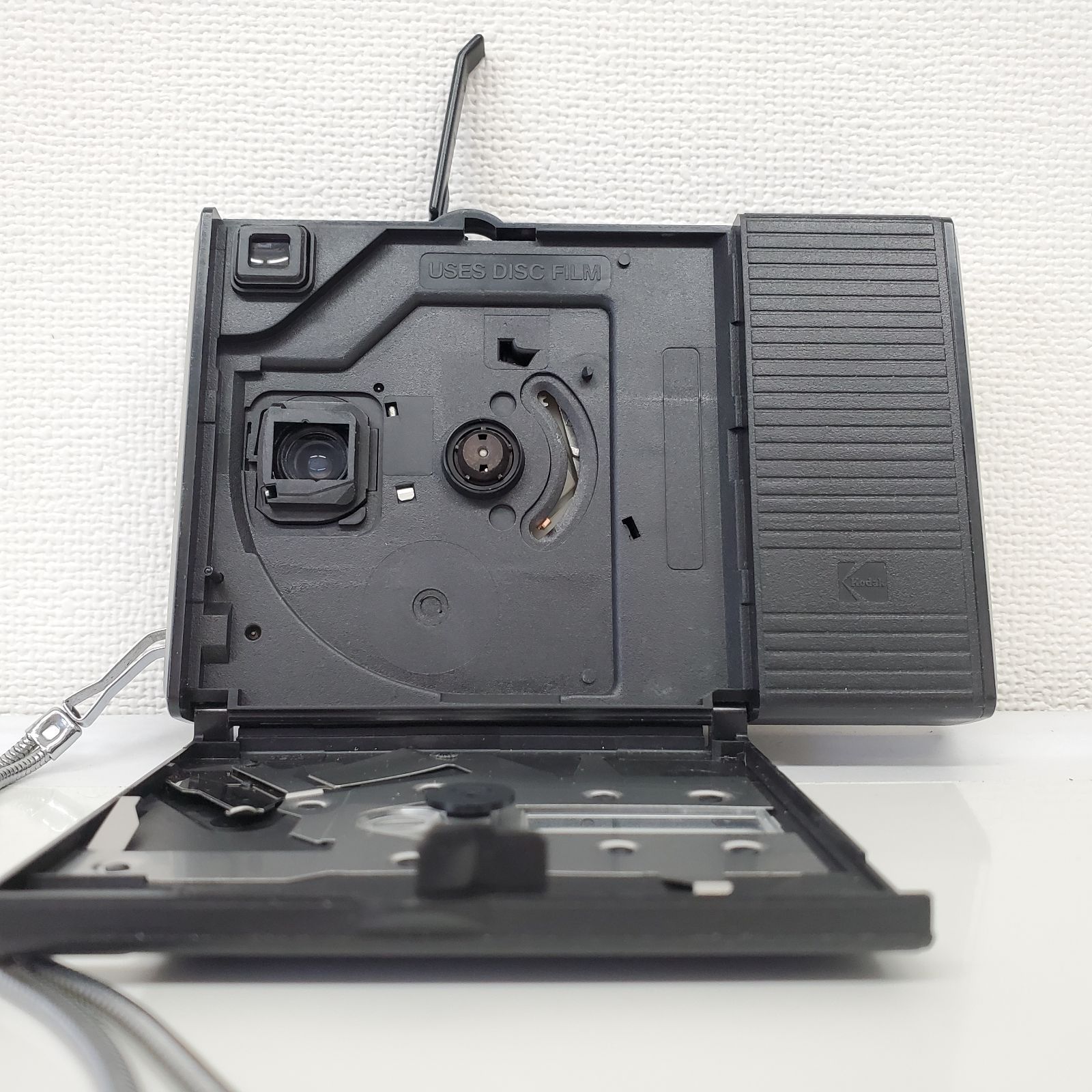 通電・基本動作確認 コダック KODAK disc ディスク 4000 made in 厚さ2cmの薄型 ディスクカメラ フィルムカメラ  メルカリShops