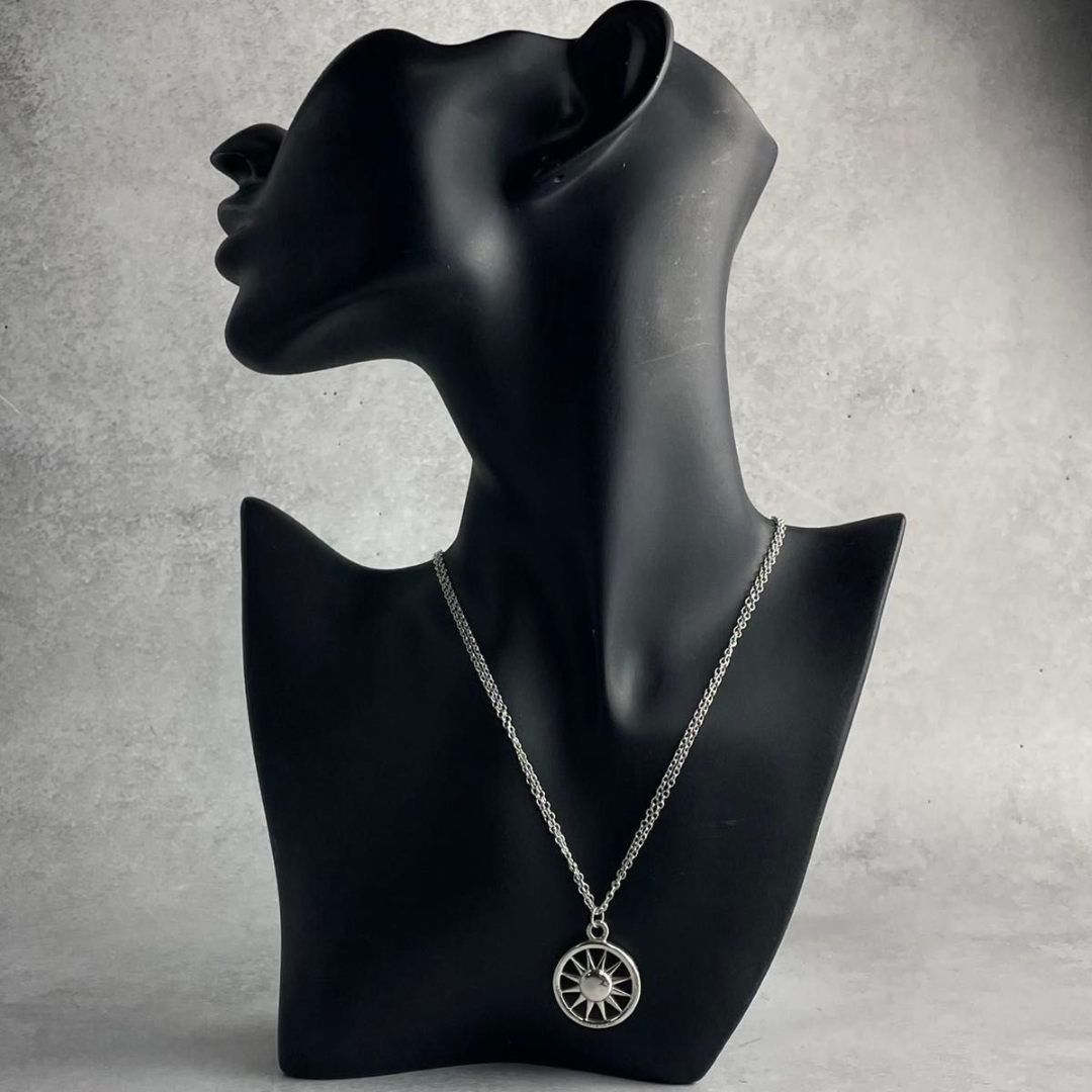 ティファニー 希少 太陽 サン コインモチーフ ネックレス シルバー