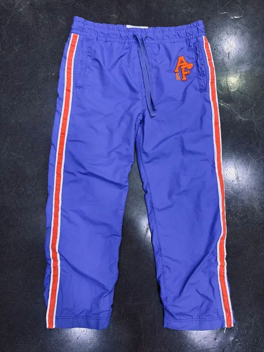 アバクロンビー AF ロゴ LINE トラックパンツ ブルー L