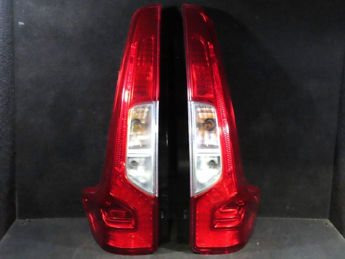 ekワゴン DBA-B11W 純正 LED 美品 テール ランプ ライト 左右 (イチコ D176) 検索 B21W /No，12737