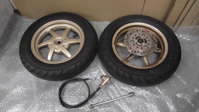 ライブディオZX AF35 の ホイールセットタイヤ 1747383086