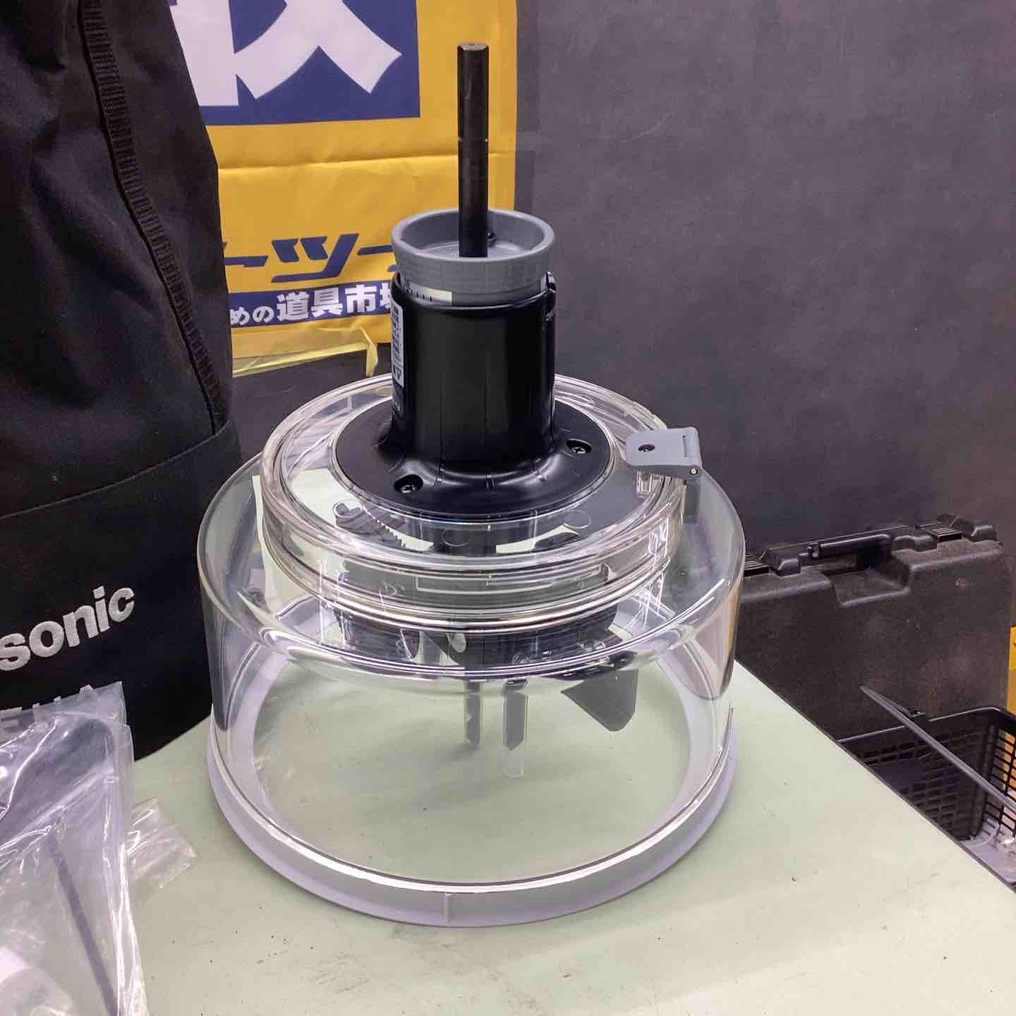 パナソニック ホールソー 開口範囲Φ 60~160㎜ 新超硬刃 窯業系サイディング材 石こうボード コンパネ ケイカル板 ゴミこぼれしにくい 滑りにくい 取り外し 穴あけ ユニバーサルホルソー 60-160 EZ1SX1 ブラック 越谷店