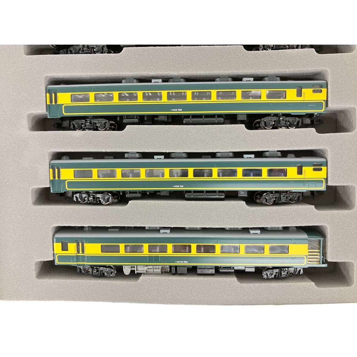 【新品未使用品】TOMIX：92819 JR 14-700系客車サロンカーなにわ TOMIX 92819 JR 14-700系客車サロンカーなにわセット : グリーン