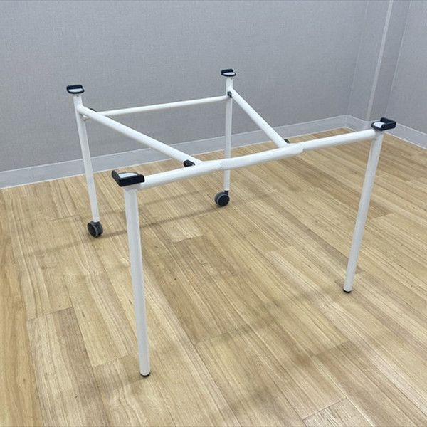 角テーブル イノーバ