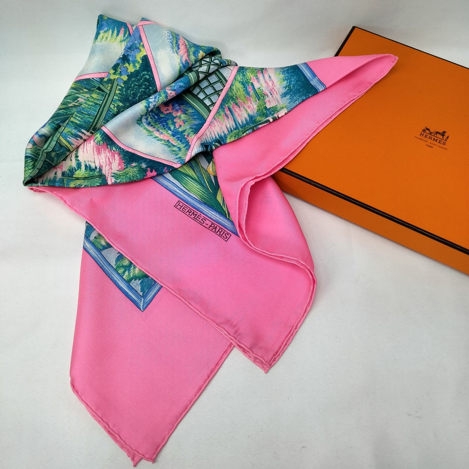 ️HERMES ️エルメス カレ90 GIVERny 庭 花柄 大判スカーフ ピンク