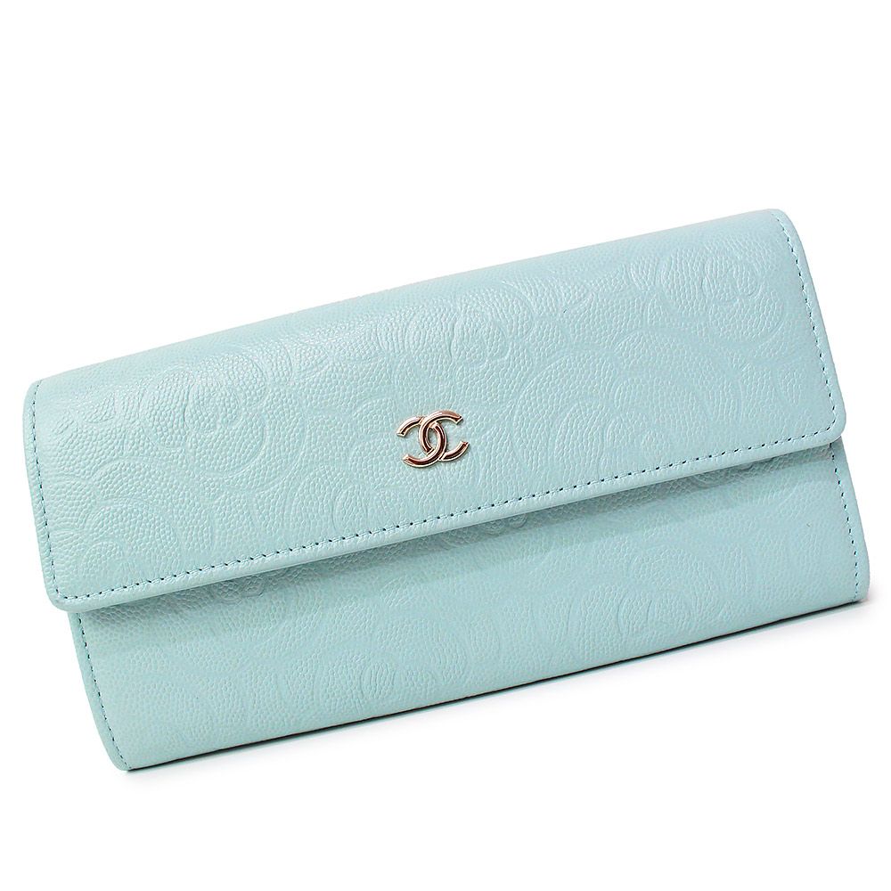 シャネル カメリアエンボス 二つ折り長財布 キャビアスキン ライトブルー 青 A82283 B07529 NG752 CHANEL(新品・未使用品)