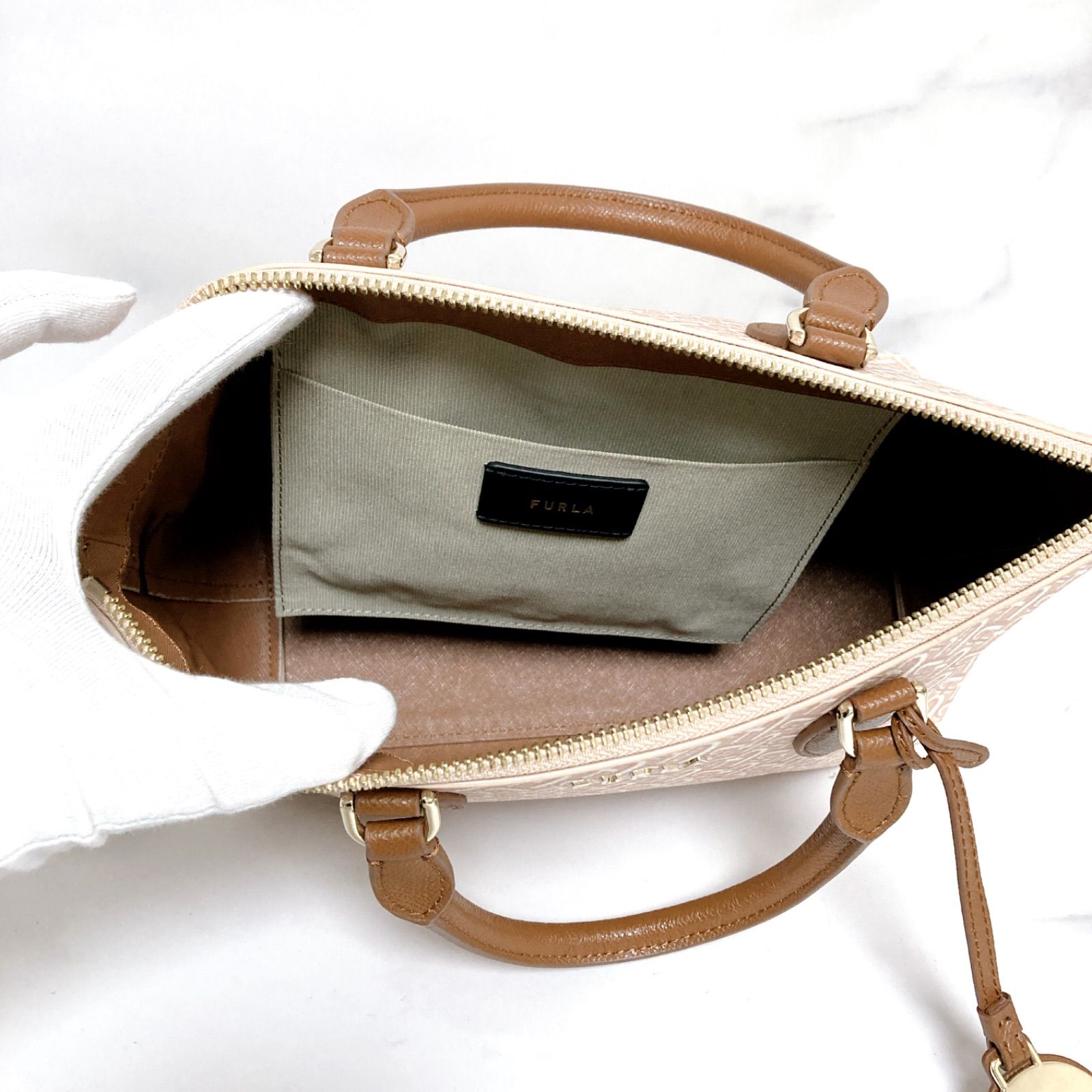 ☆ 【極美品】FURLA フルラ ハンドバッグ 斜め掛け 肩掛け ショルダー 