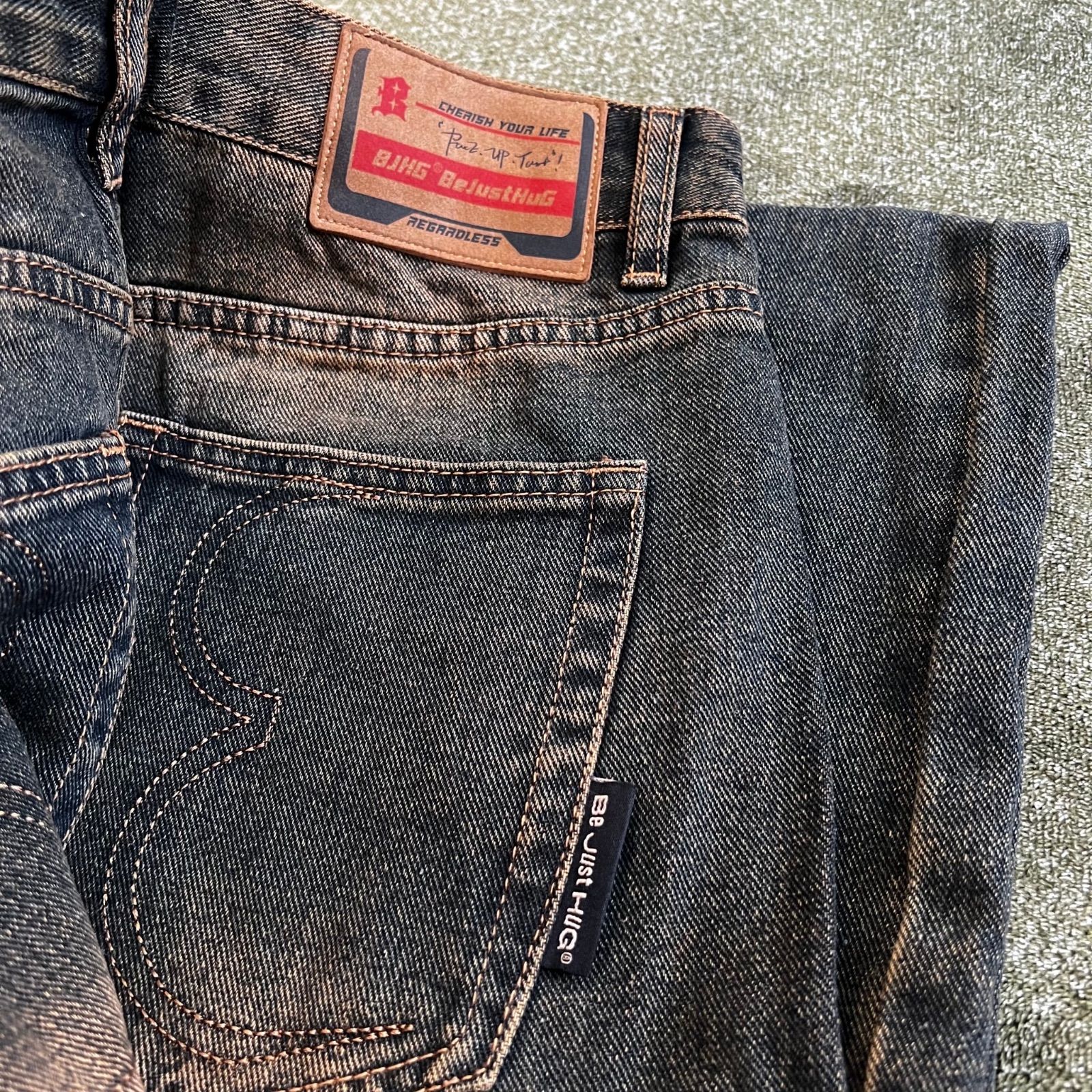 ウォッシュド バギーパンツ