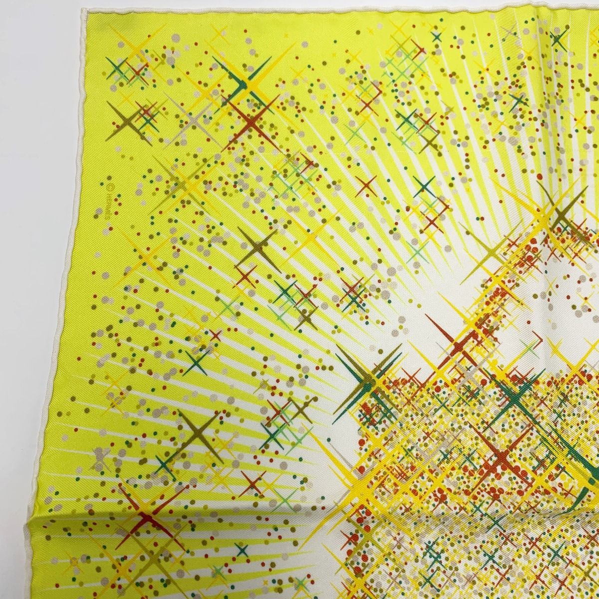 HERMES エルメス マジックケリー イエロー シルクスカーフ レディース