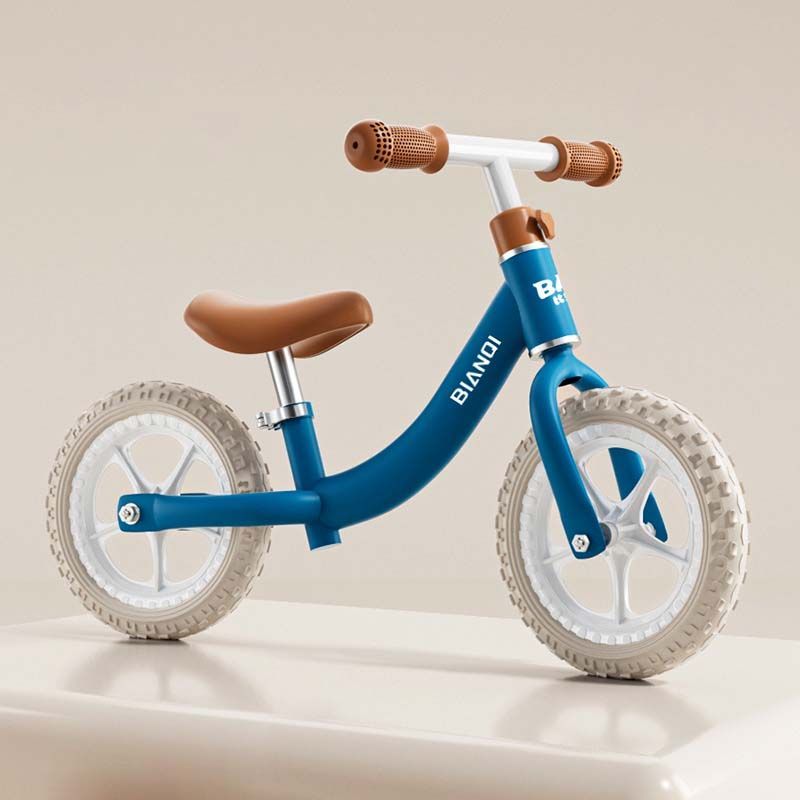 バランスバイク キックバイク 子供用 ペダルなし自転車 軽量 新品 バランスバイク キックバイク 子供用 ペダルなし自転車 軽量 新品 付属