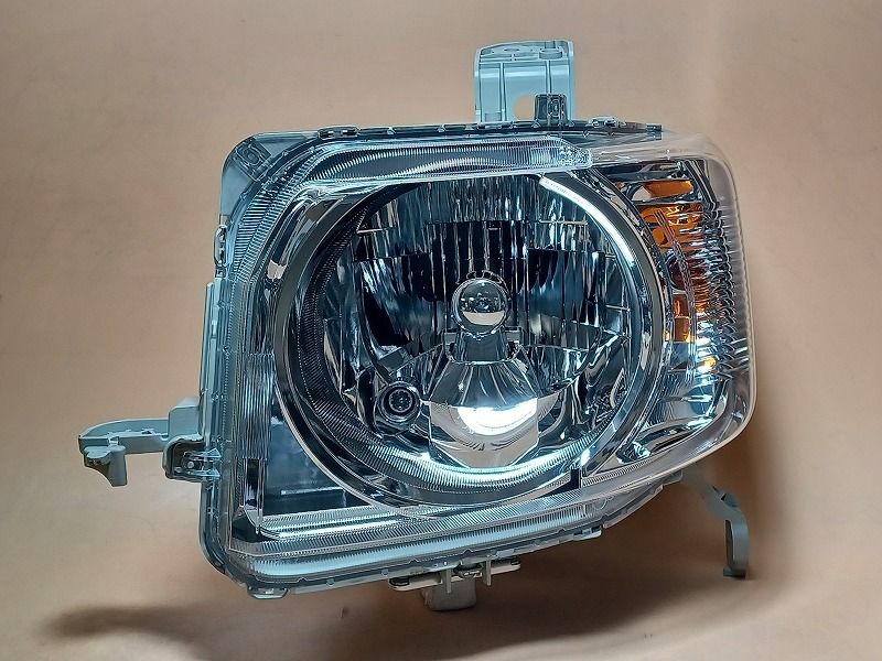 コーティング済 N-BOX JF2 左ヘッドランプ ヘッドライト G SSパッケージ スタンレー W0340 33151-TY0-J11 YR586P