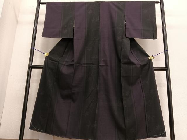 平和屋着物○本場真綿紬 100亀甲 花唐草文 証紙付き 正絹 逸品 未使用  