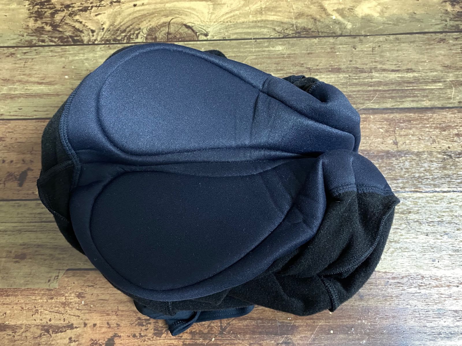 JJ199 ラファ RAPHA CORE WINTER TIGHTS WITH PAD ビブタイツ 黒 Mサイズ 外側パッド部 毛玉 小 BRIGHTFACE_UK