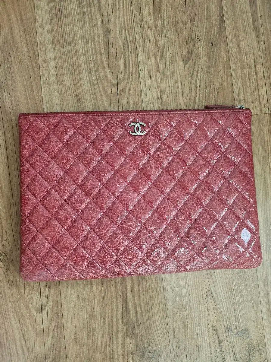 Chanel シャネル クラッチ ラージ