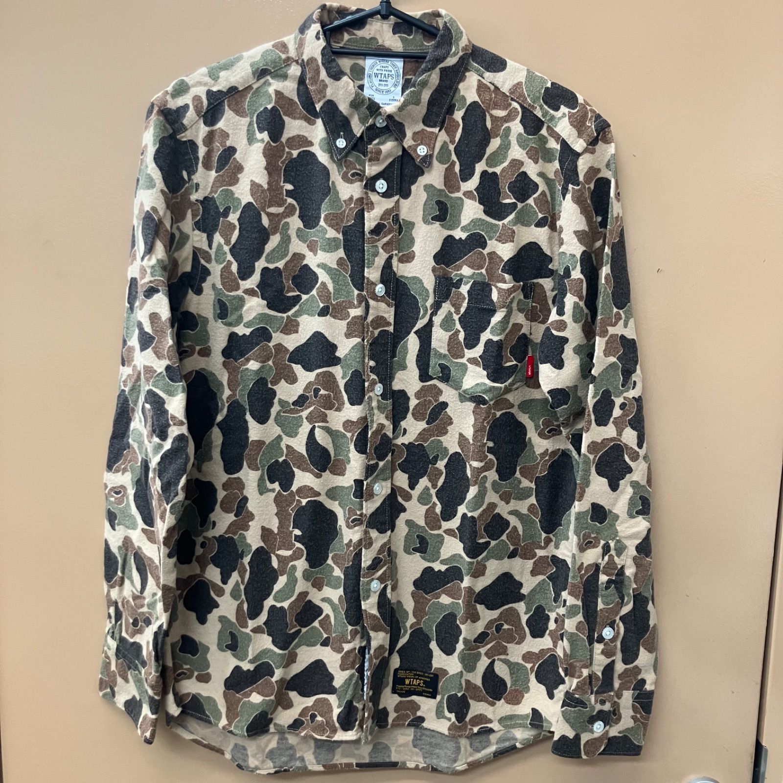 WTAPS カモフラージュ柄フランネル長袖シャツ WTAPS カモフラージュ柄フランネル長袖シャツ