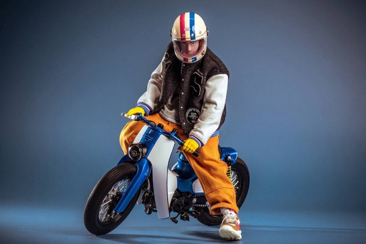 trickyMan12 1/6 ホンダ カブ スーパーカブ Blue.Ver Yahoo!オークション - trickyMan12 1/6 ホンダ カブ スーパー