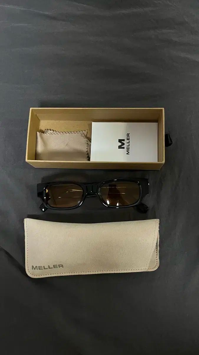 MELLER ブラック サングラス スクエア 新品 MELLER KESSIE スクエア