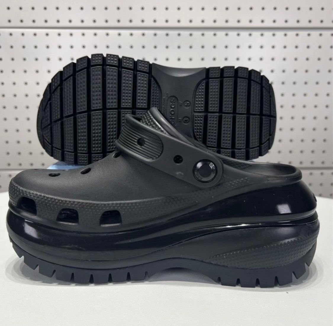 クロックス メガ クラッシュ クロッグ CROCS MEGA CRUSH CLOG 黒