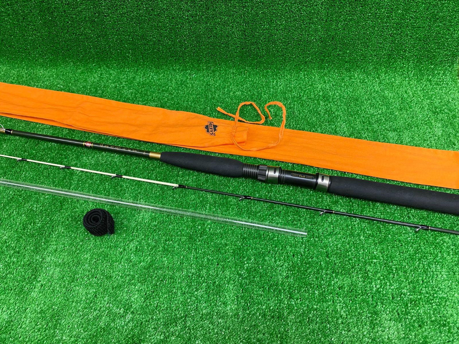サクラ高級釣具　稲妻魂喰わせ　2,4M 別作稲妻魂喰わせ竿 - 櫻井釣漁具株式会社
