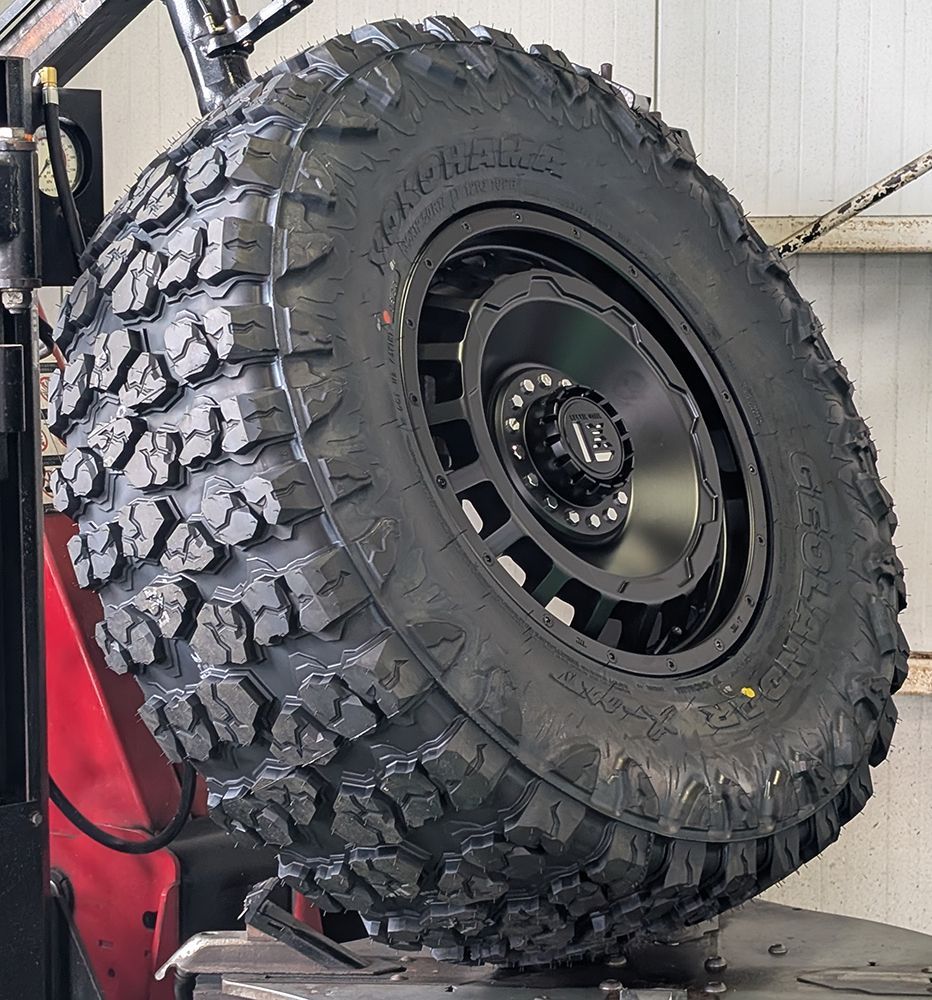 JL JK ラングラー 17インチ LEXXEL SwaGGer スワッガー ヨコハマ ジオランダー X-MT G005 35x12.50R17 37x12.50R17 37x13.50R17