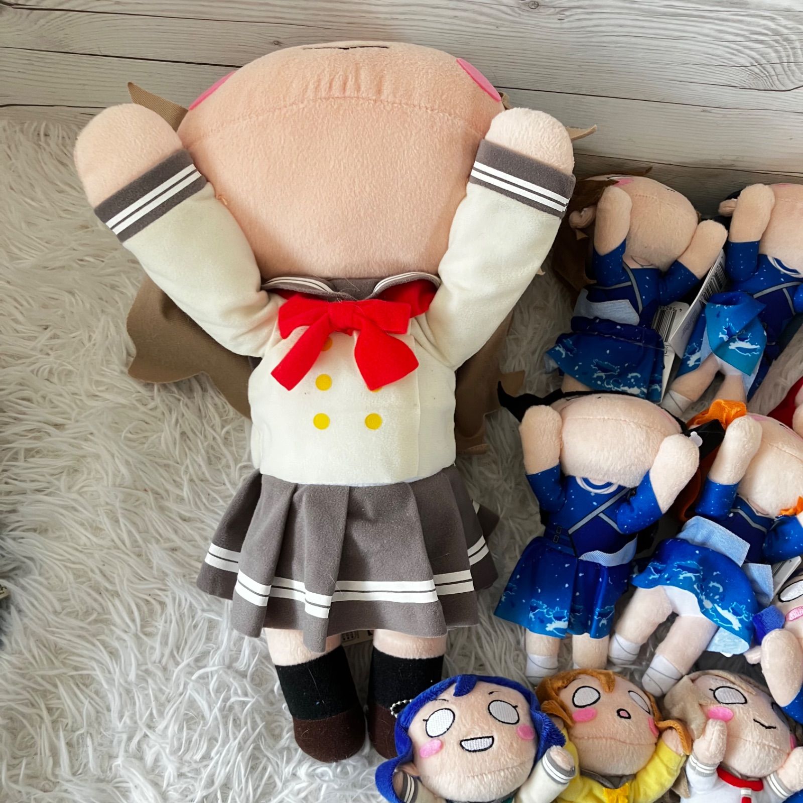 新品未使用 ラブライブ サンシャイン 寝そべり ぬいぐるみ 永久
