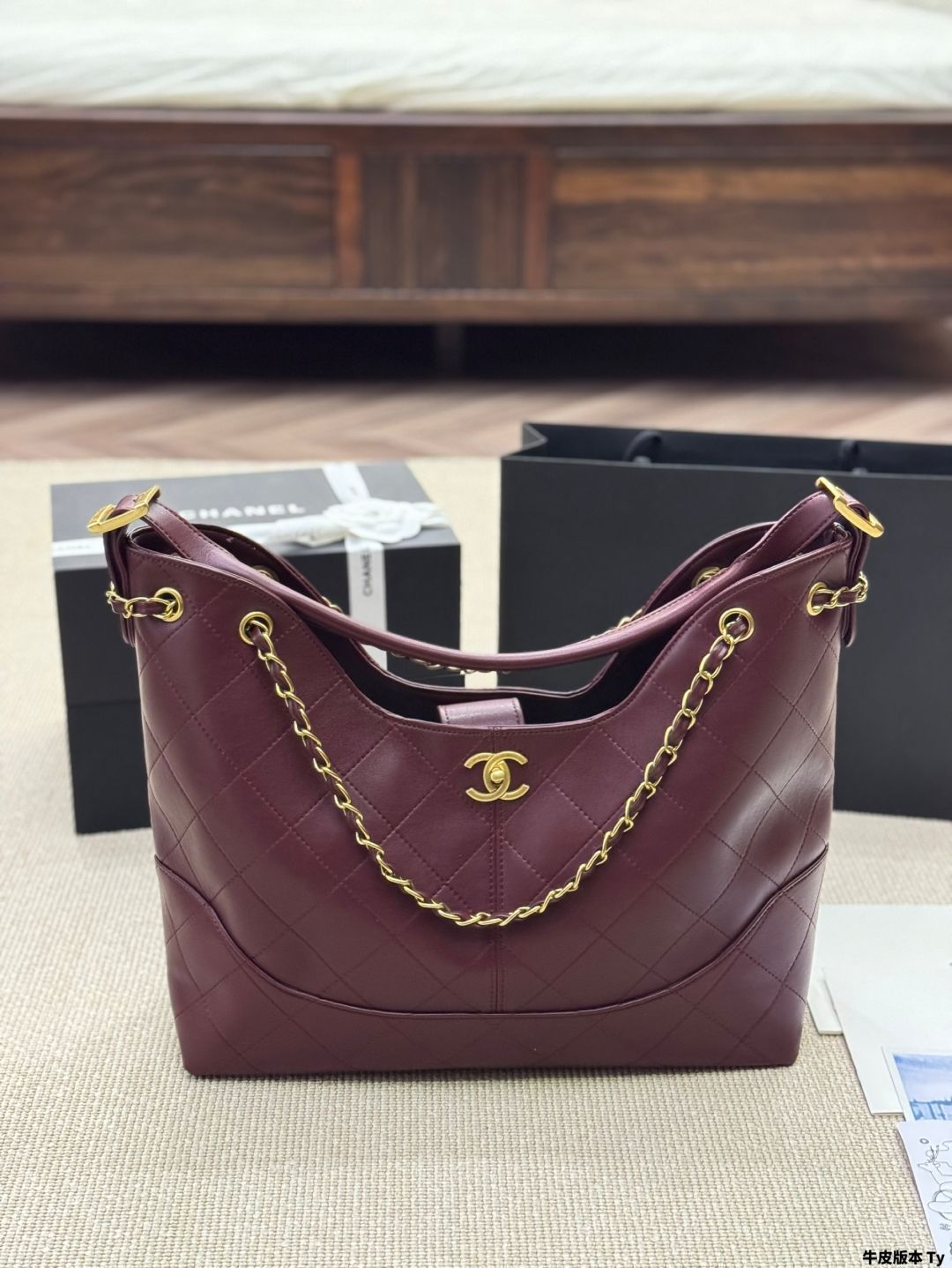 完売必至の上品トート♥【CHANEL】25B ショッピングバッグ 今日特価】Vintage Chanel 25p 菱格菜籃子ショッピングバッグ
