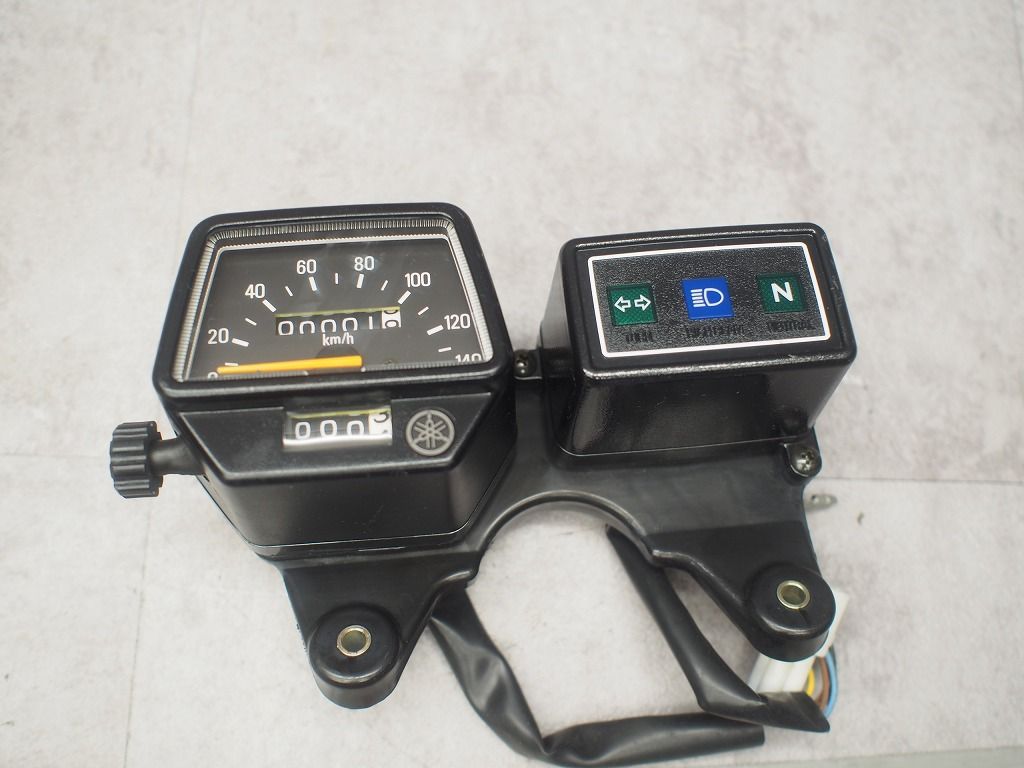 ヤマハ TW200(DG07J)/225(DG09J) 純正メーターASSY ヤマハ TW200(DG07J)/225(DG09J) 純正メーターASSY