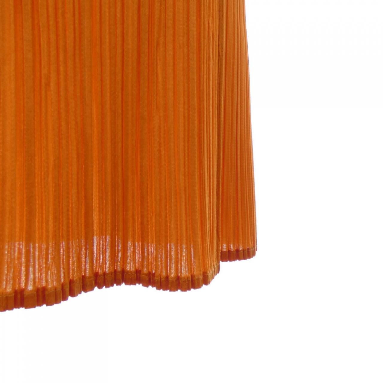 PLEATS