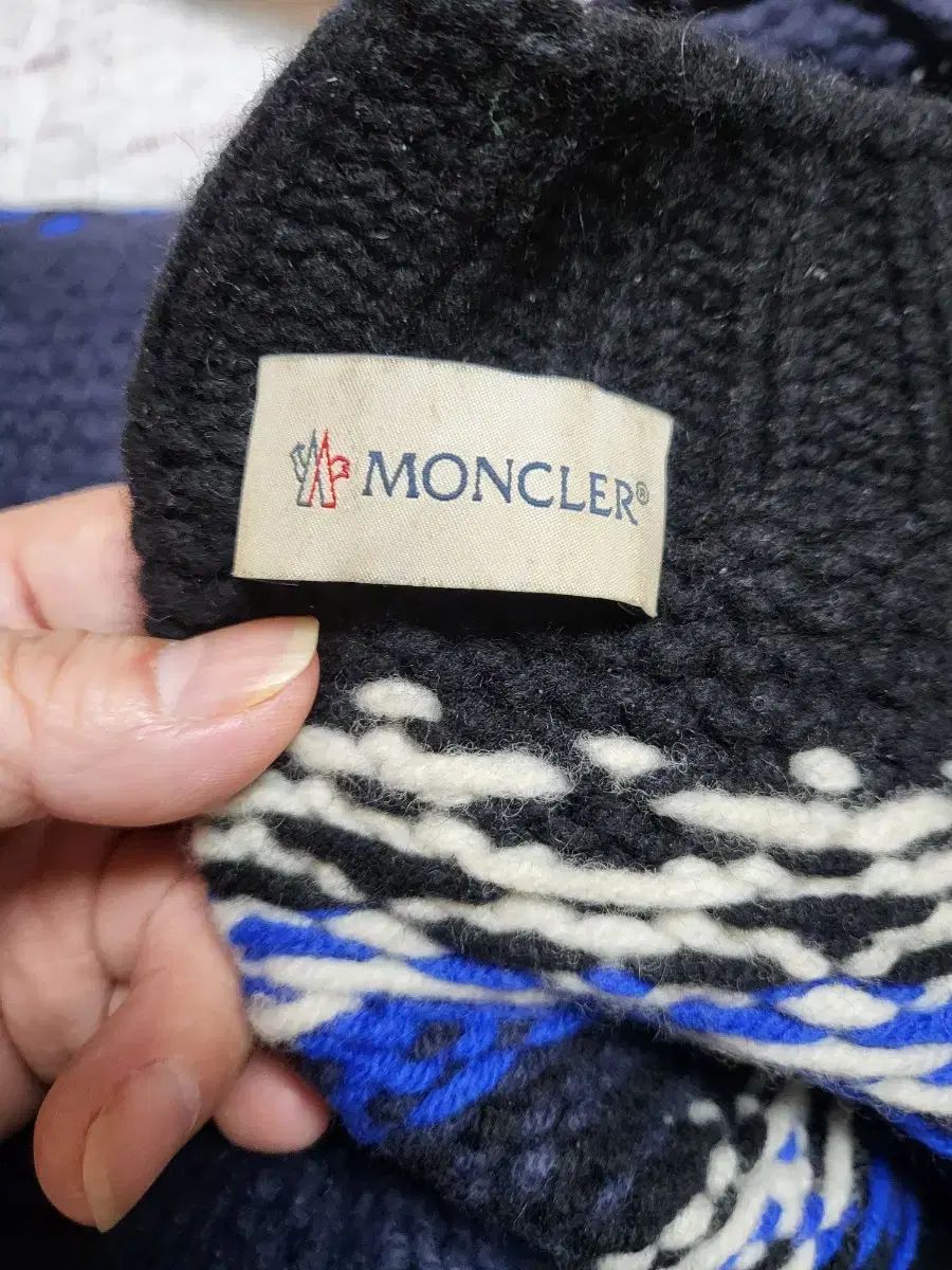 モンクレール ニット