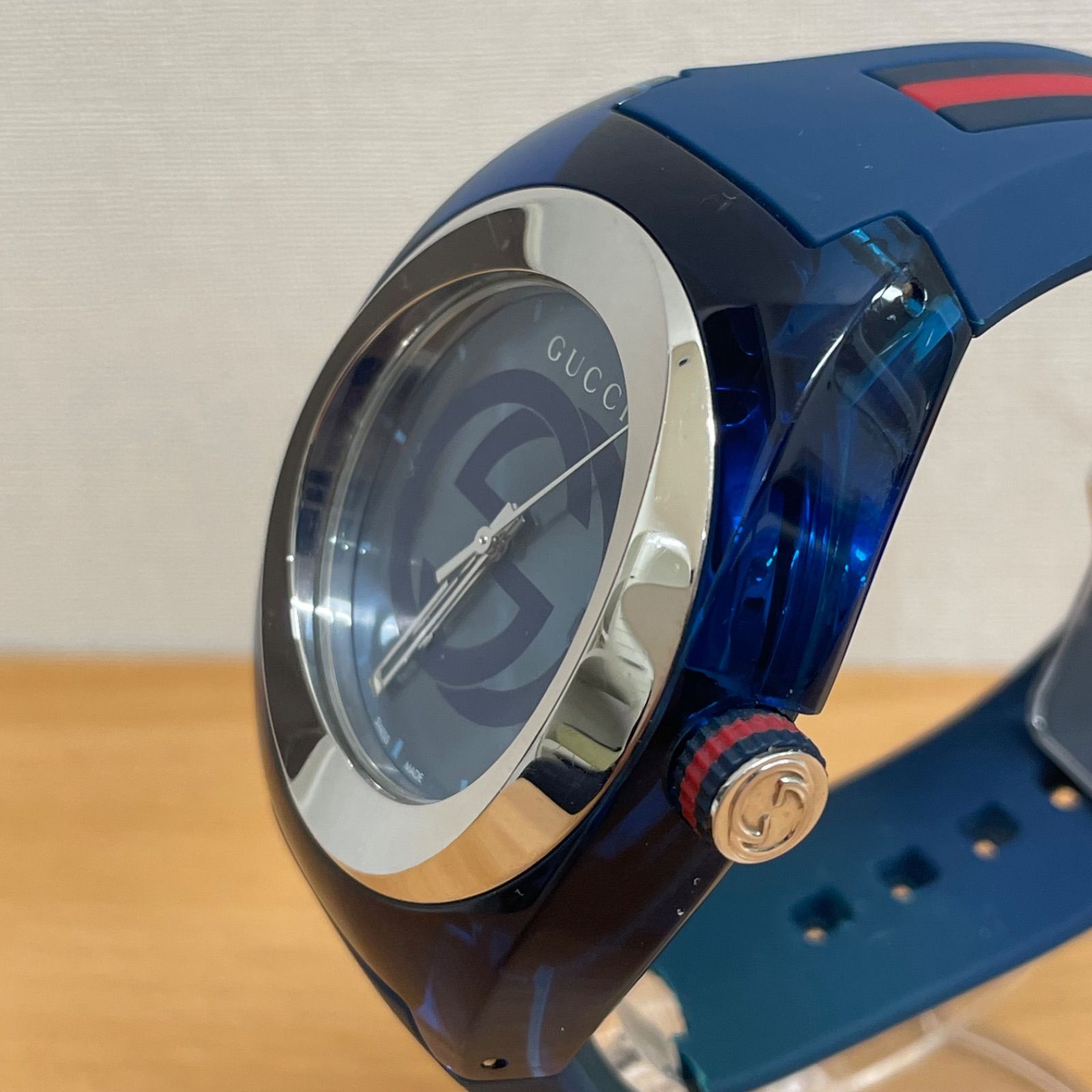 □【ジャンク品】GUCCI グッチ 137.1 シンク クォーツ時計 ブルー 稼働