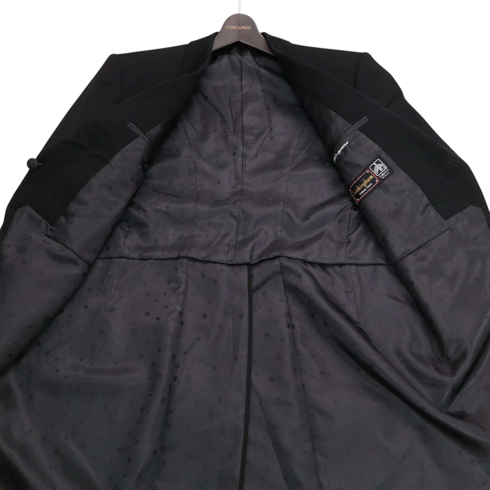 バッキンガム 通年