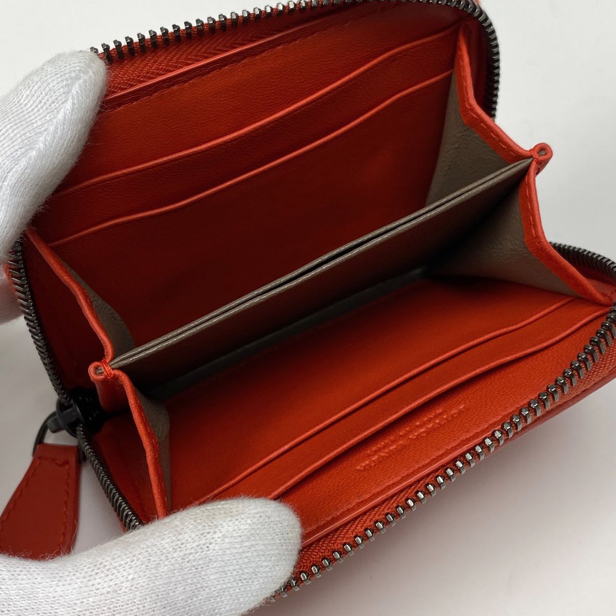 ボッテガヴェネタ BOTTEGAVENETA イントレチャート ラウンドファスナー