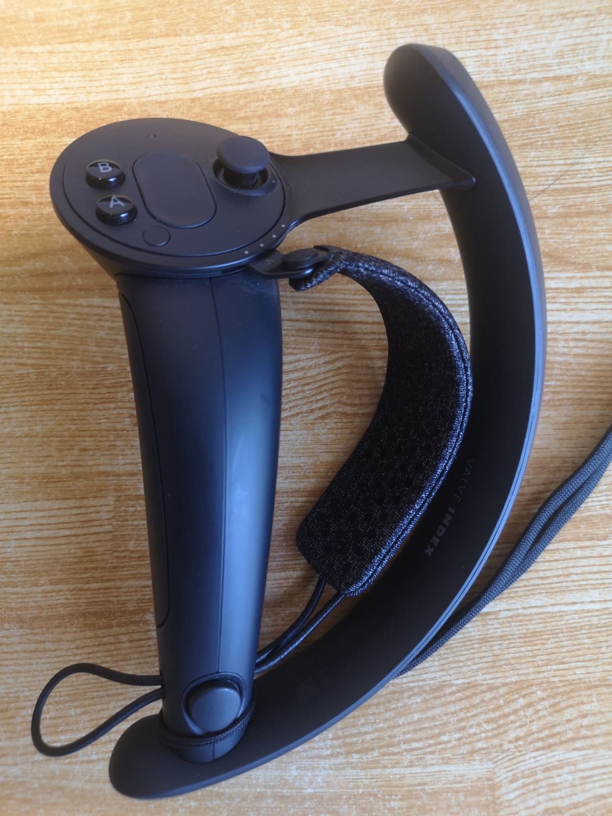 非常に良い VALVE INDEX コントローラ 左右セット - メルカリ