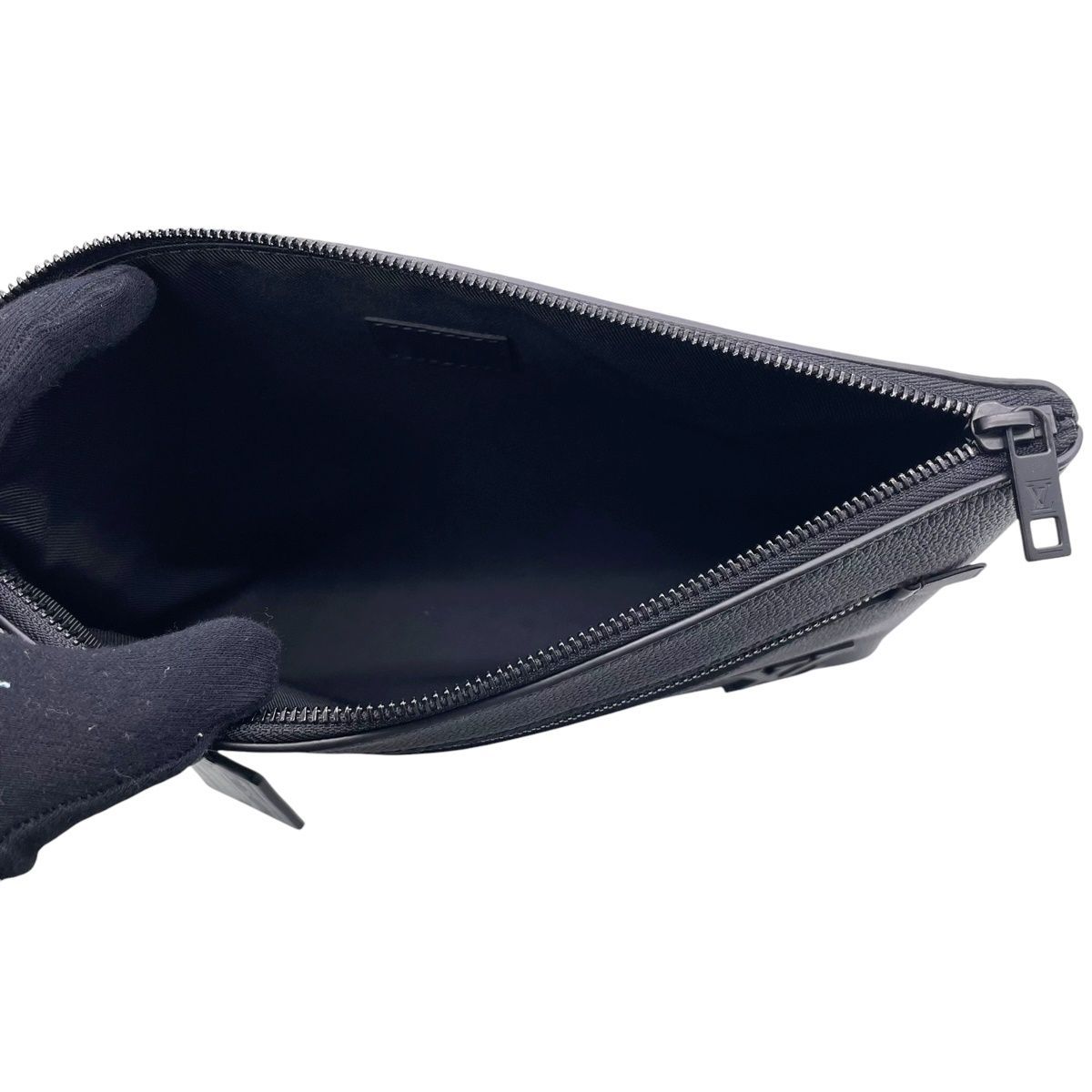 中古】 LOUIS VUITTON ルイ・ヴィトン ポシェット・IPAD M69837 