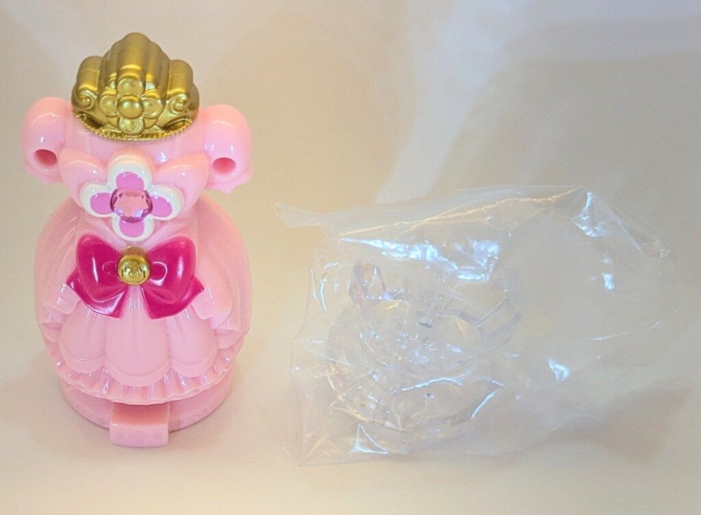 ✟ バンダイ