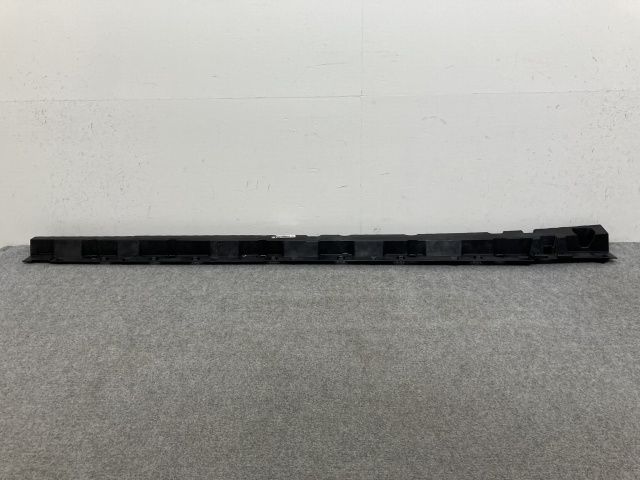 X7 G07 純正 左 ドア シル サポート 5177-7425469-105034-10 素地 BMW