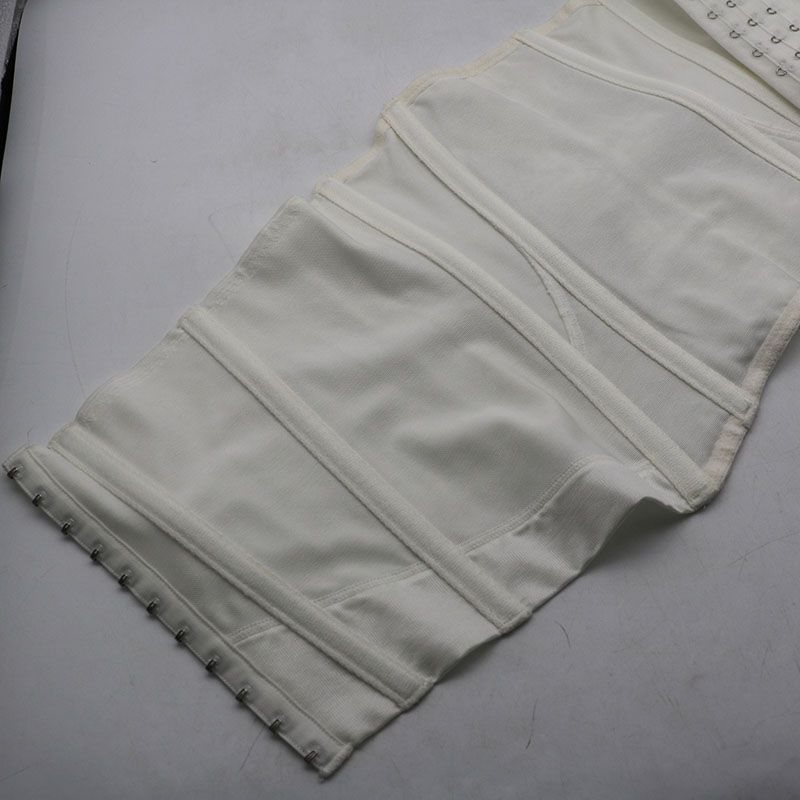 新品 マルコ　モンマリエ シェリル ウエストニッパー EL76 717 中古美品 マルコ モンマリエ シェリル ウエストニッパー EL-76