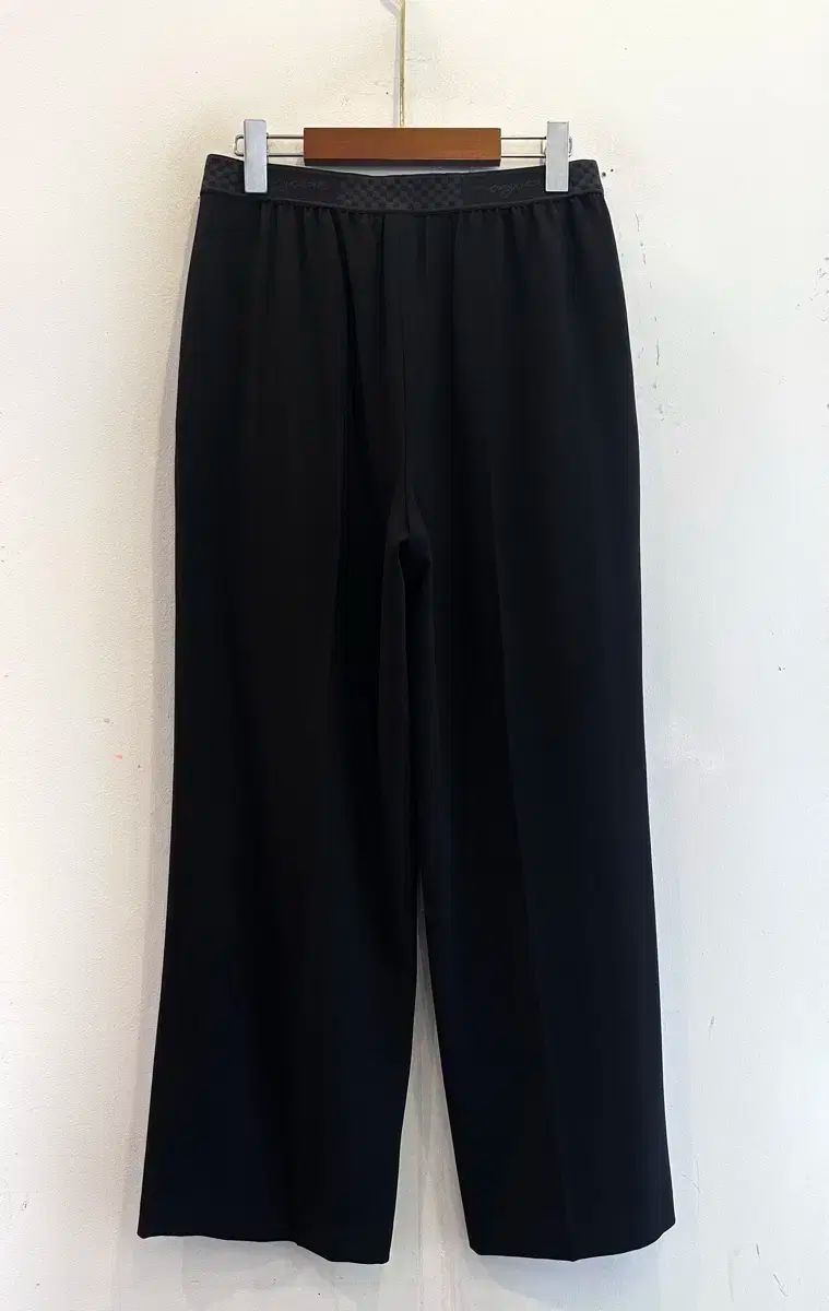 パンツ 販売しています