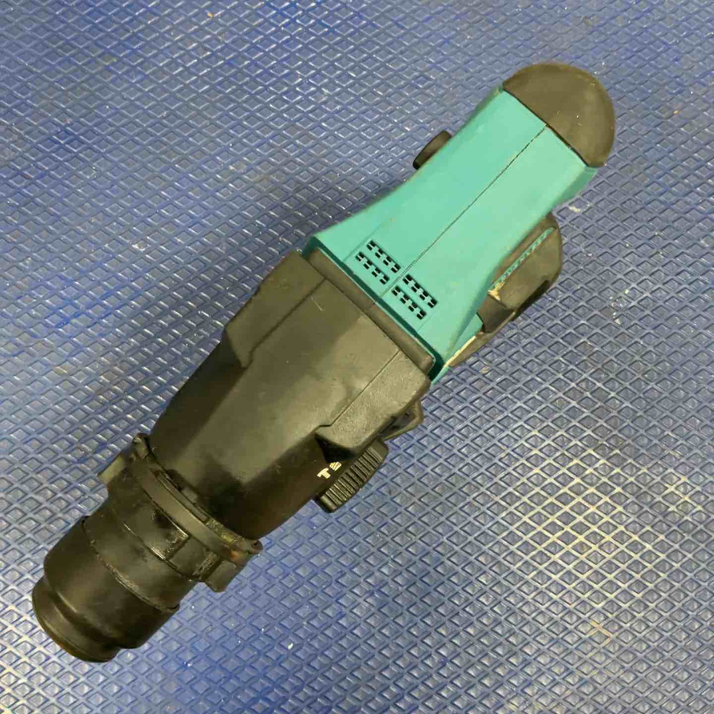 makita コードレスハンマドリル