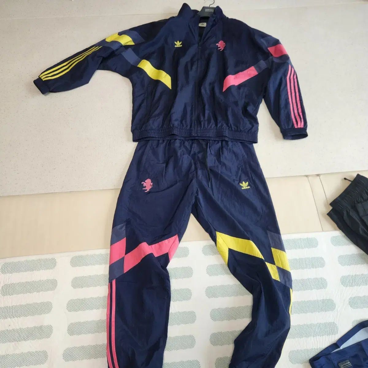 ユヴェントスFC ザ オリジナルズ トラックジャージ セットアップ 販売